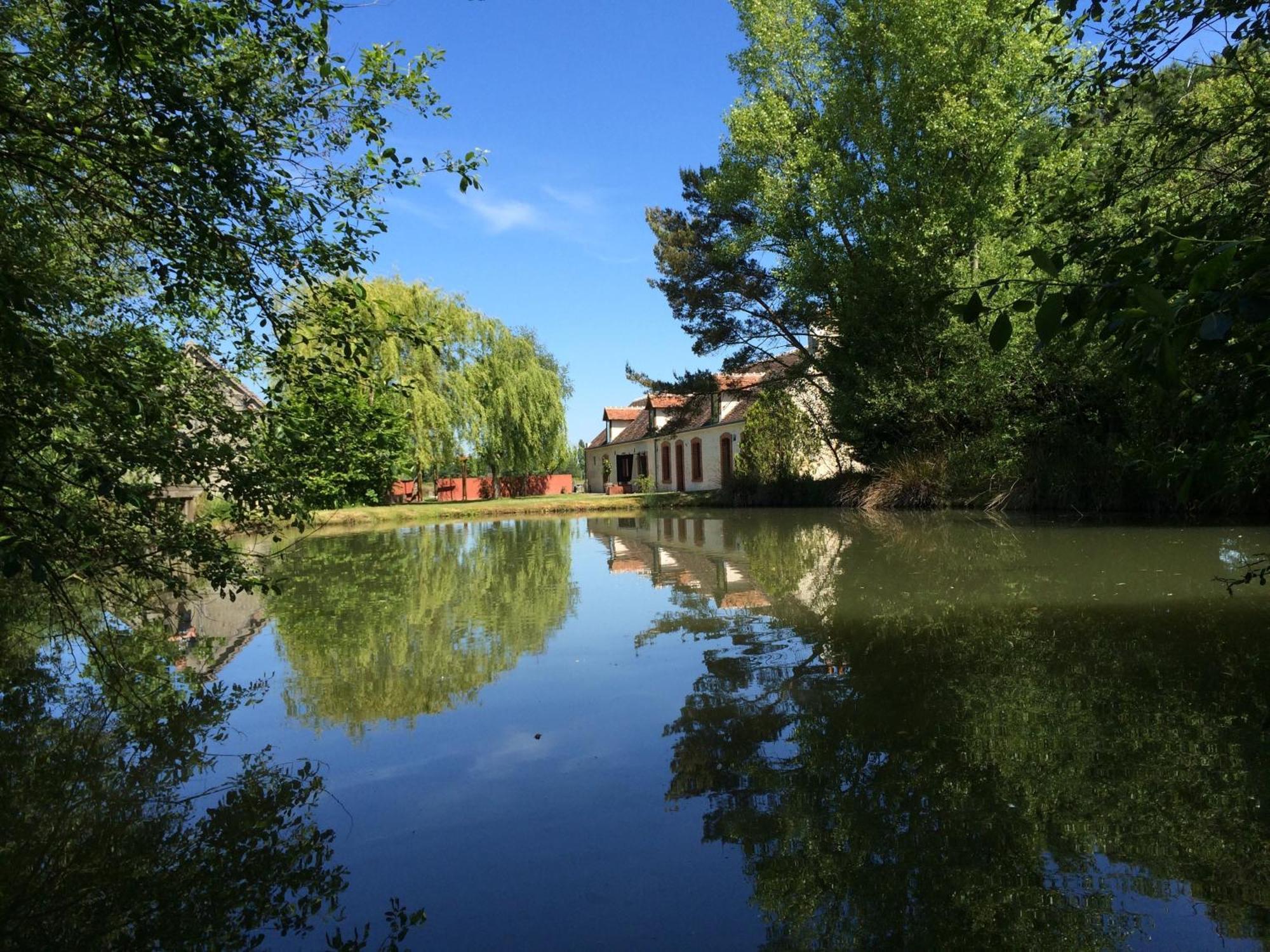 Chambre D'Hotes Le Grand Fourneau Lassay-sur-Croisne Exterior foto